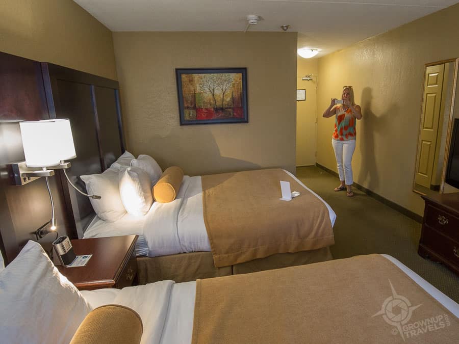 Jane shoots room