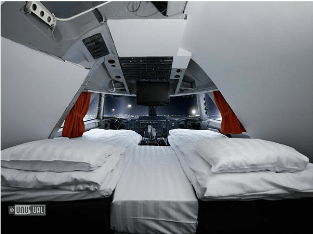 747 Bedroom