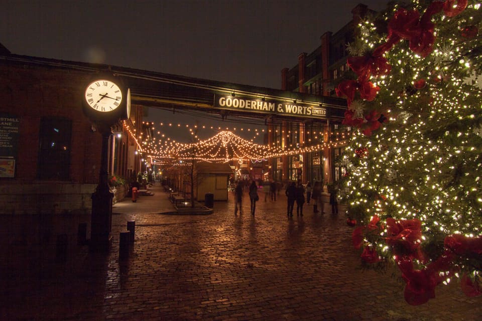 Toronto Distillery Christmas Market