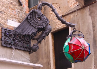 Venice hanging dragon with umbrella house ornament