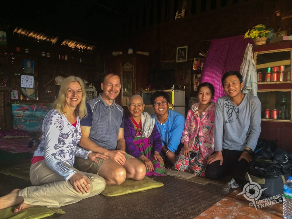 Jane, Henk, Grandma, Toe Toe, Auntie and Rona
