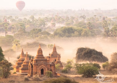 Bagan misty balloon
