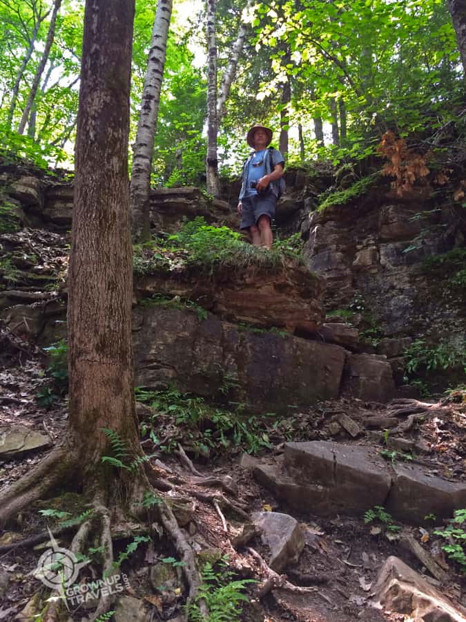 Henk hiking Cup & Saucer Trail