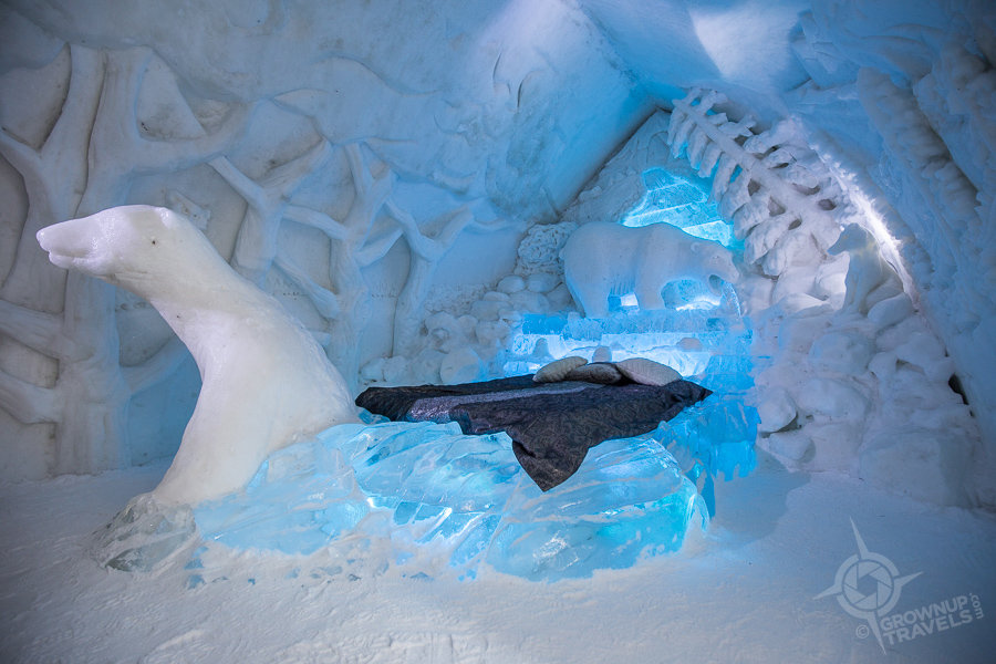 Polar bear suite Hôtel de Glace Polar Bear Suite Ice Hotel Quebec
