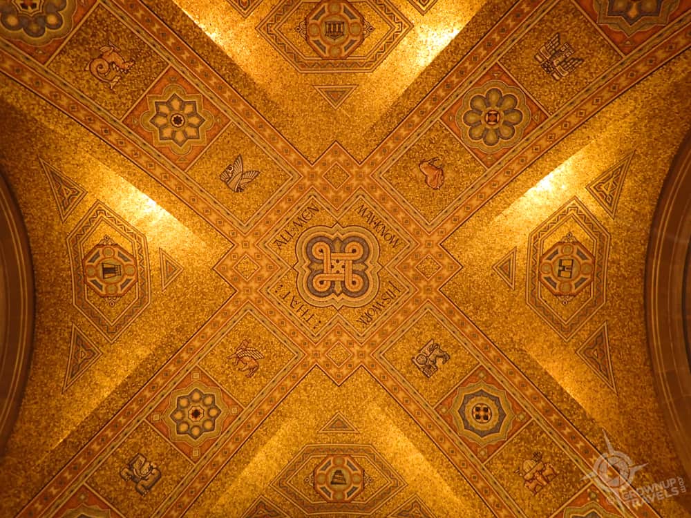 ROM Rotunda ceiling