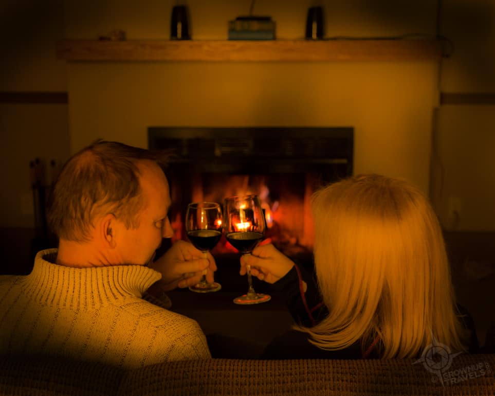 Viamede Fireplace couple