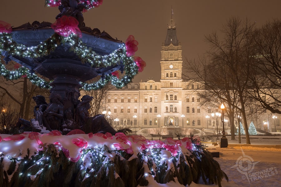 Québec City's Parliament Building at night