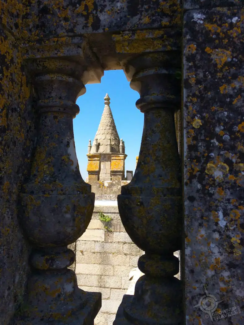 Evora Cathedral tower details