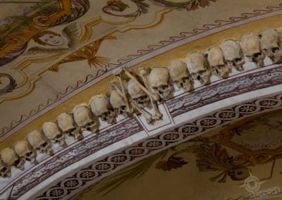 Evora skull border detail