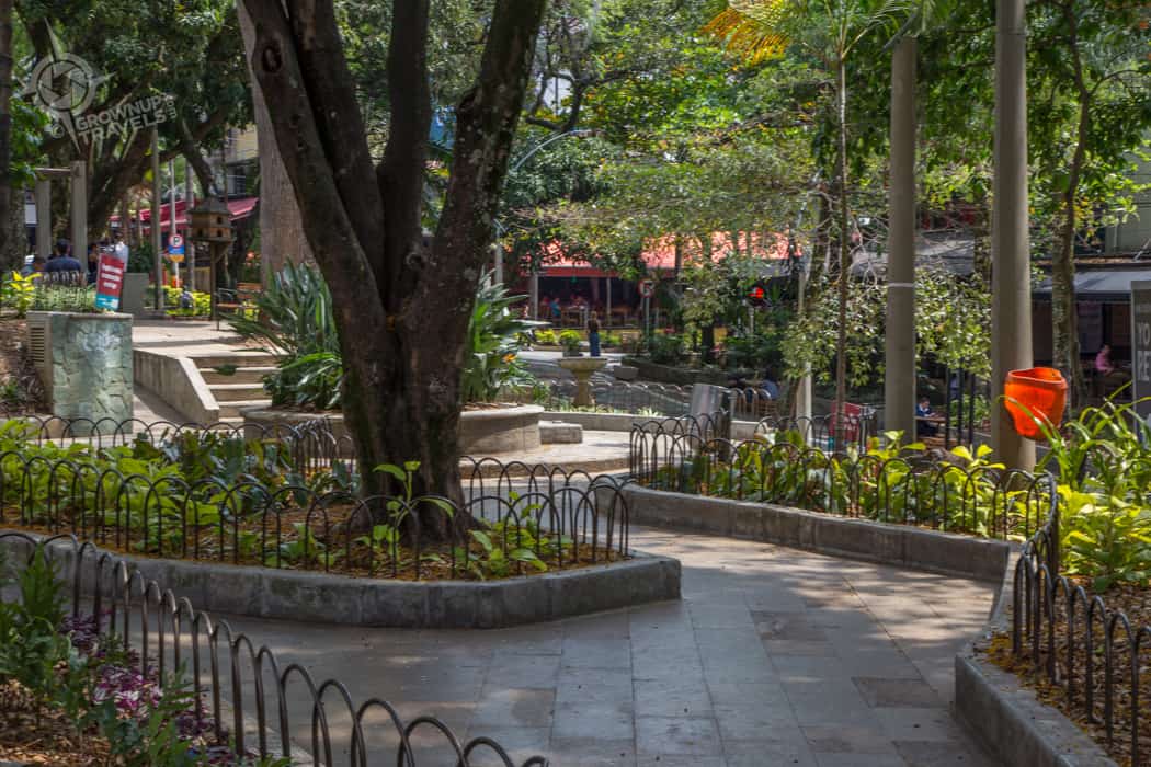 Parque Lleras daytime