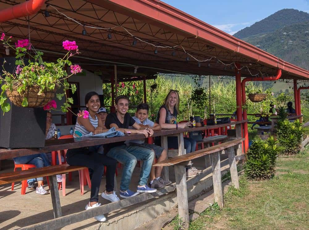 4 Amigos Cristo Rey hill Jardin