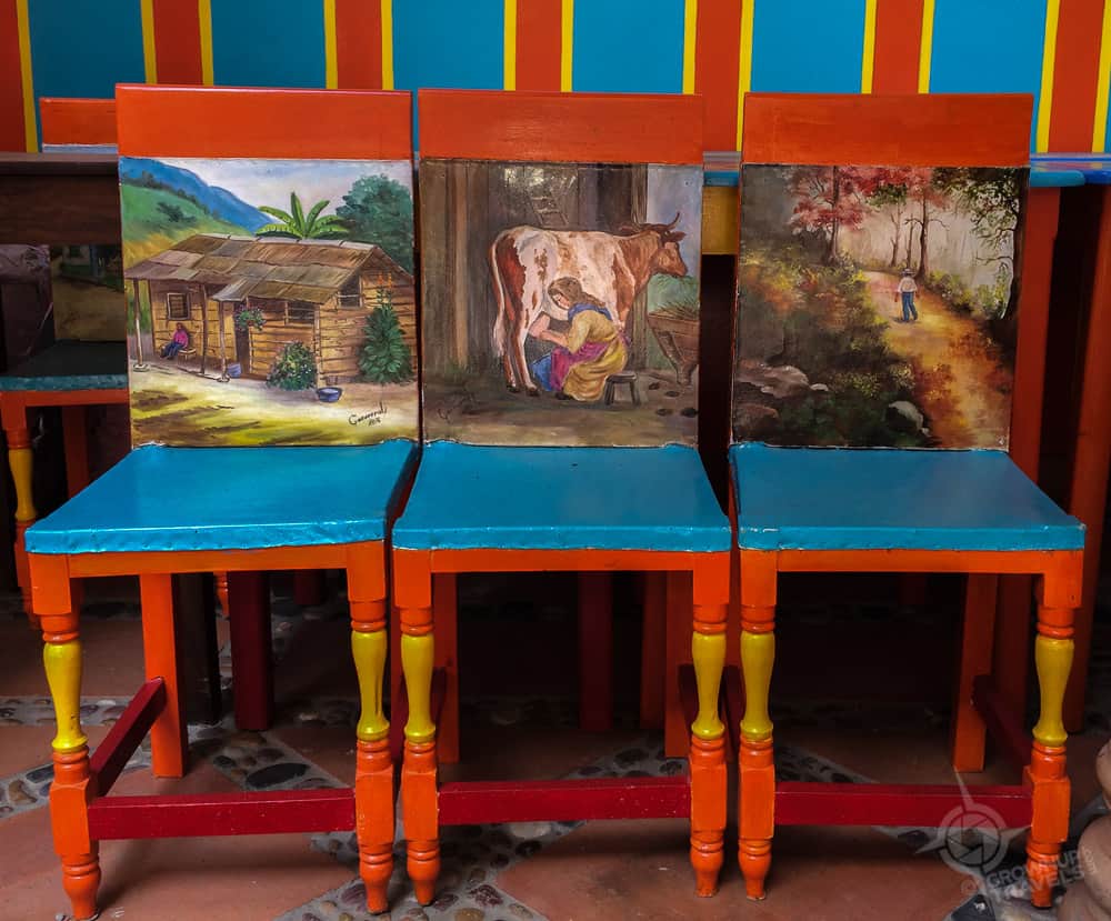 Jardin art chairs