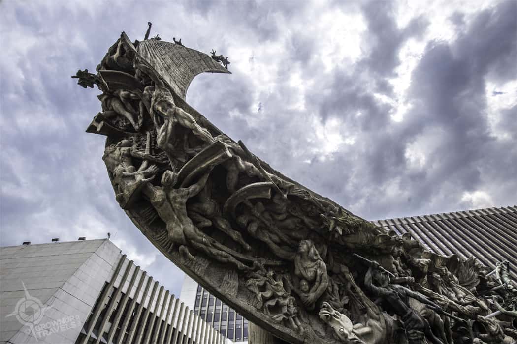 Sculpture details Betancur