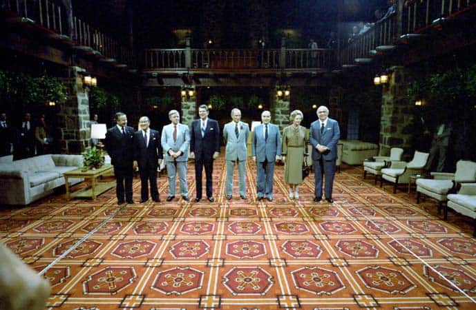 G7_Economic_Summit_leaders_at_the_Chateau_Montebello