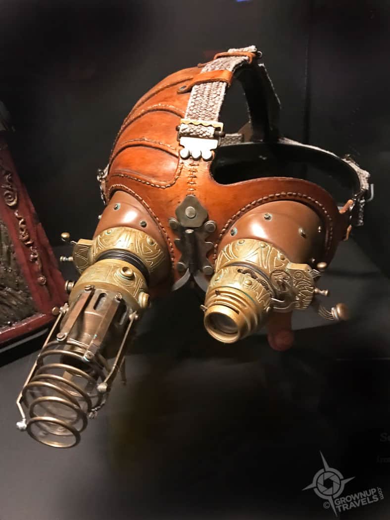 Prop helmet from Pacific Rim movie