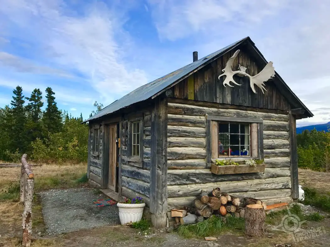 Mount Logan Lodge Rustic Cabin