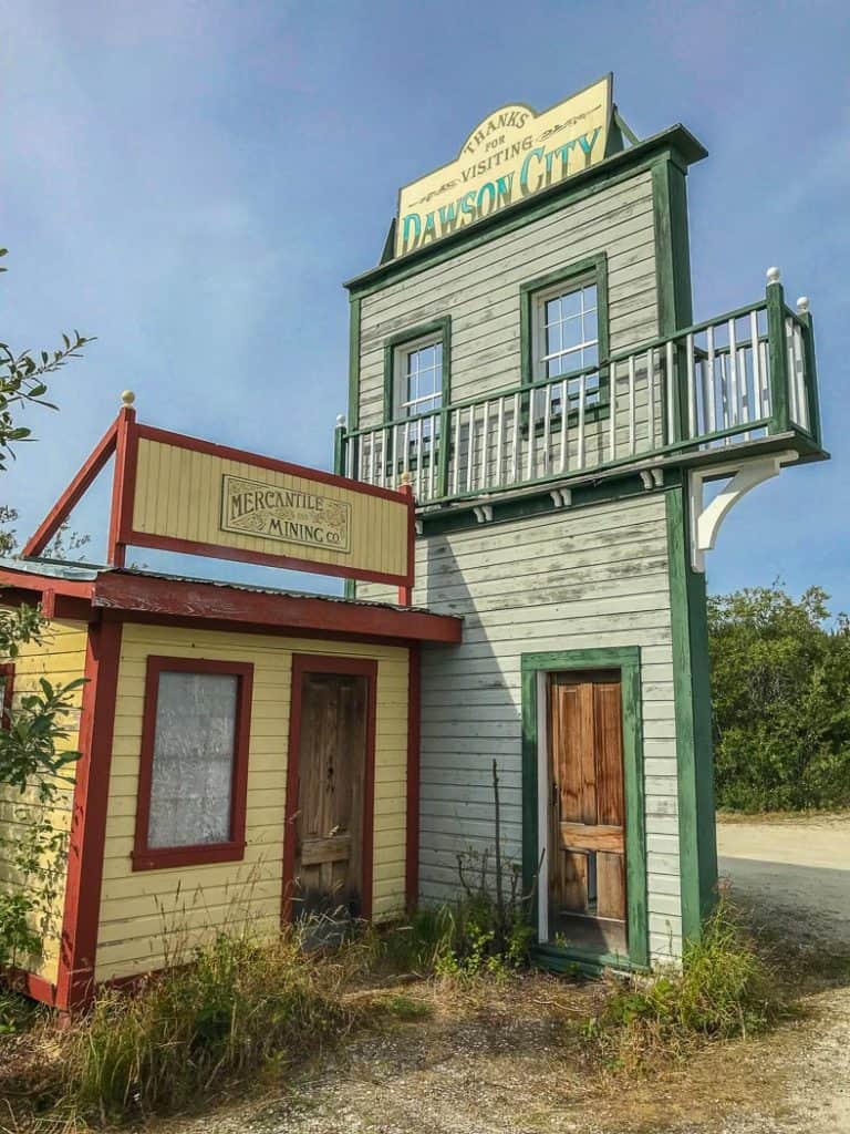 Dawson City info booth Top of the World Hwy