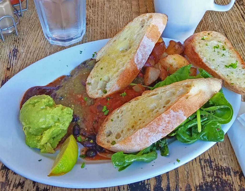 Huevos Divorciados at Easy Restaurant