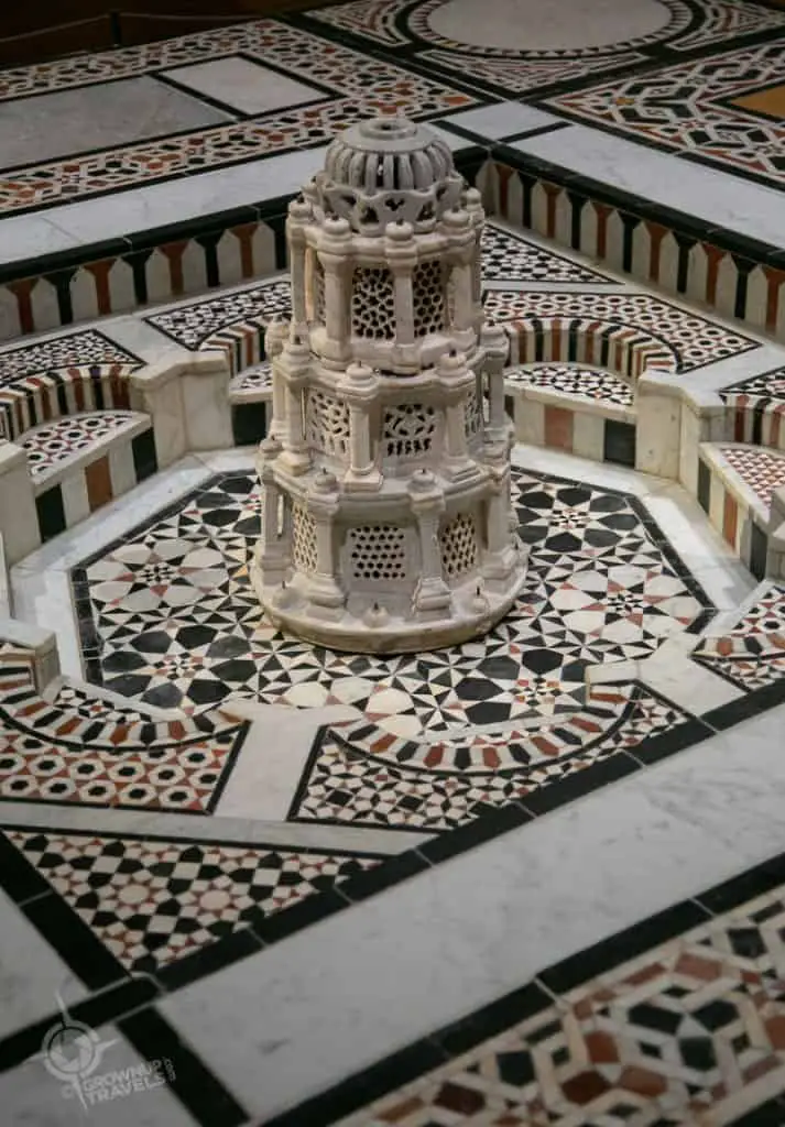 Mosaic Fountain centrepiece Aga Khan