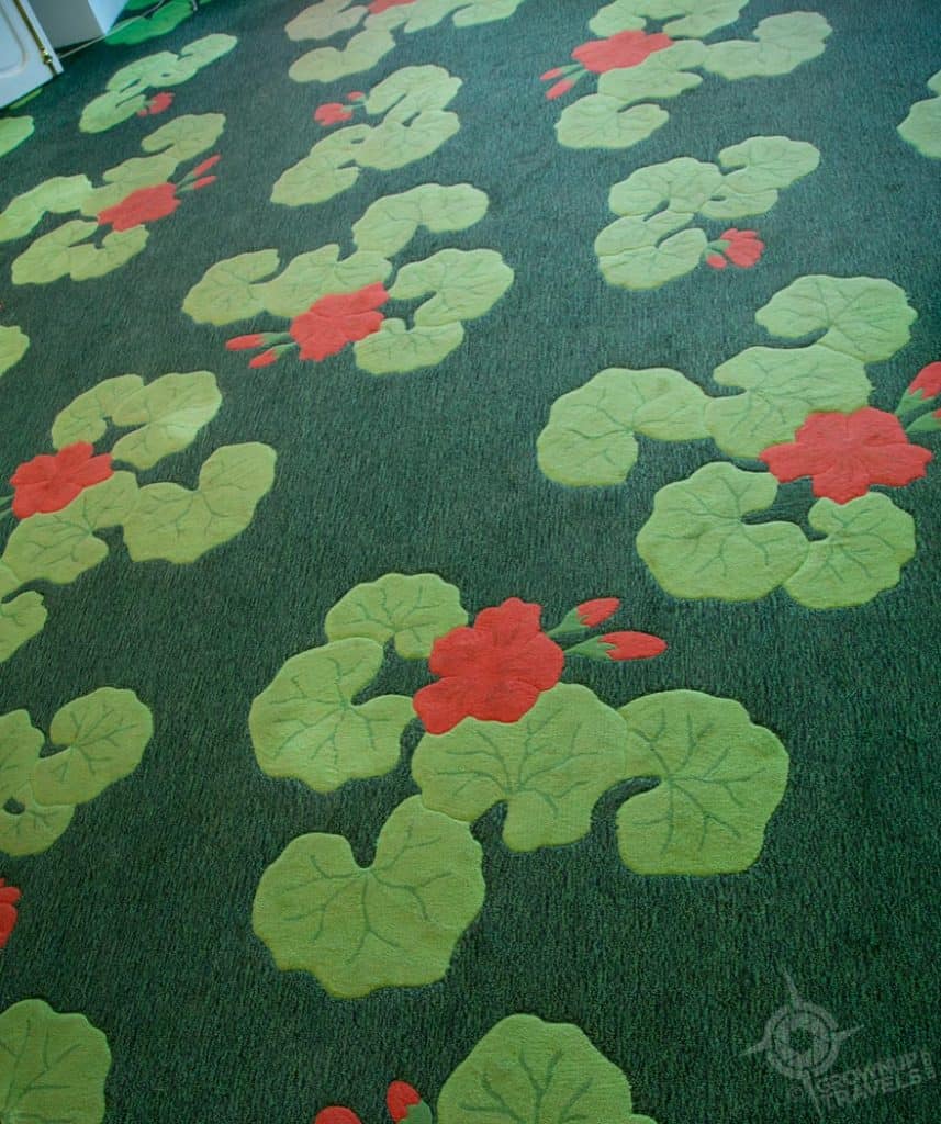 Dorothy Draper rug Grand hotel