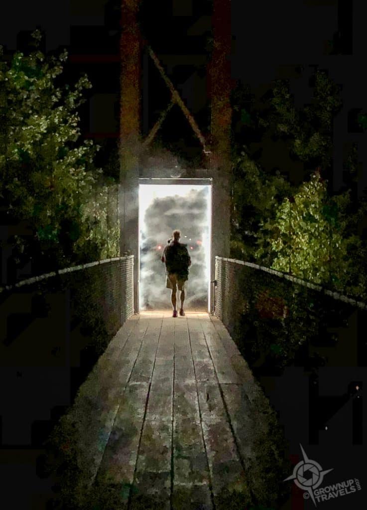 Henk on Bridge Portal Foresta Lumina