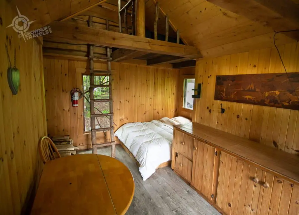 Quirky Eastern Townships Treehouse Interior