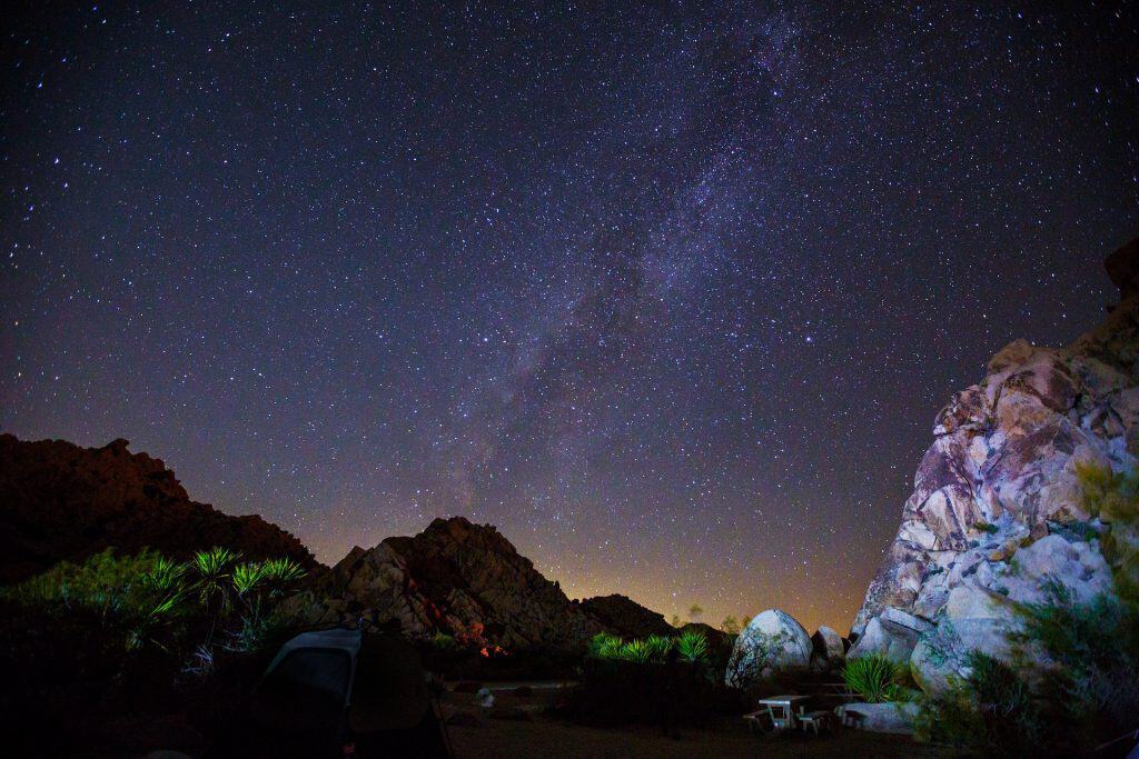 milky-way-Joshua Tree NP Adam Derewecki Pixabay
