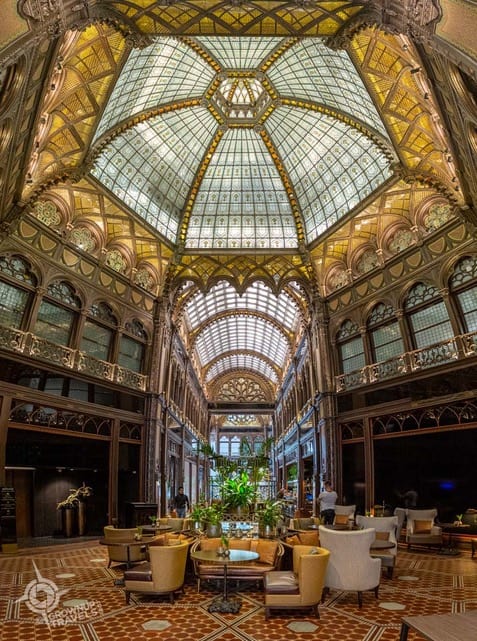 Parisi Udvar Budapest interior