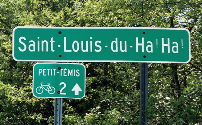 Saint-Louis-du-Ha! Ha! sign Temiscouata