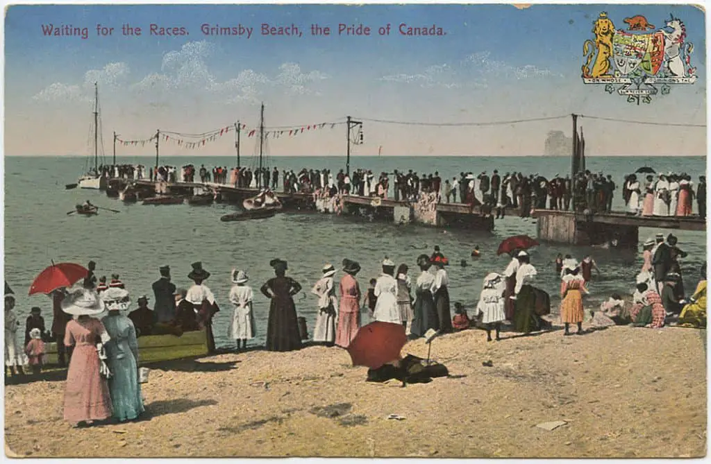 Postcard Grimsby Beach 1915
