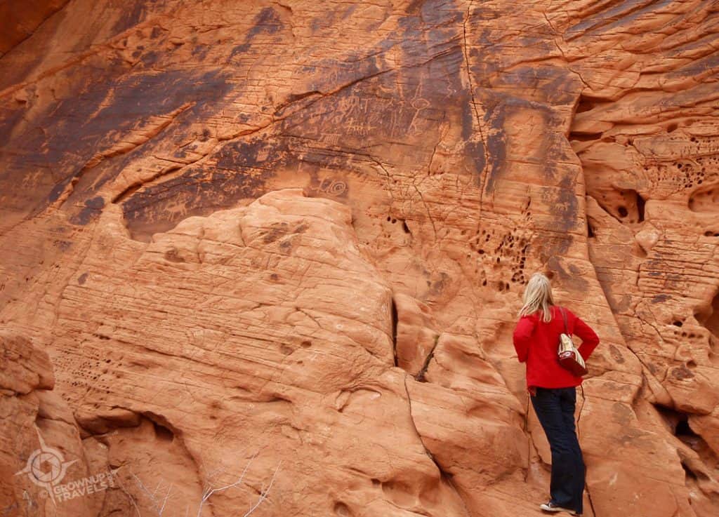 Valley of Fire Jane and petroglyphs