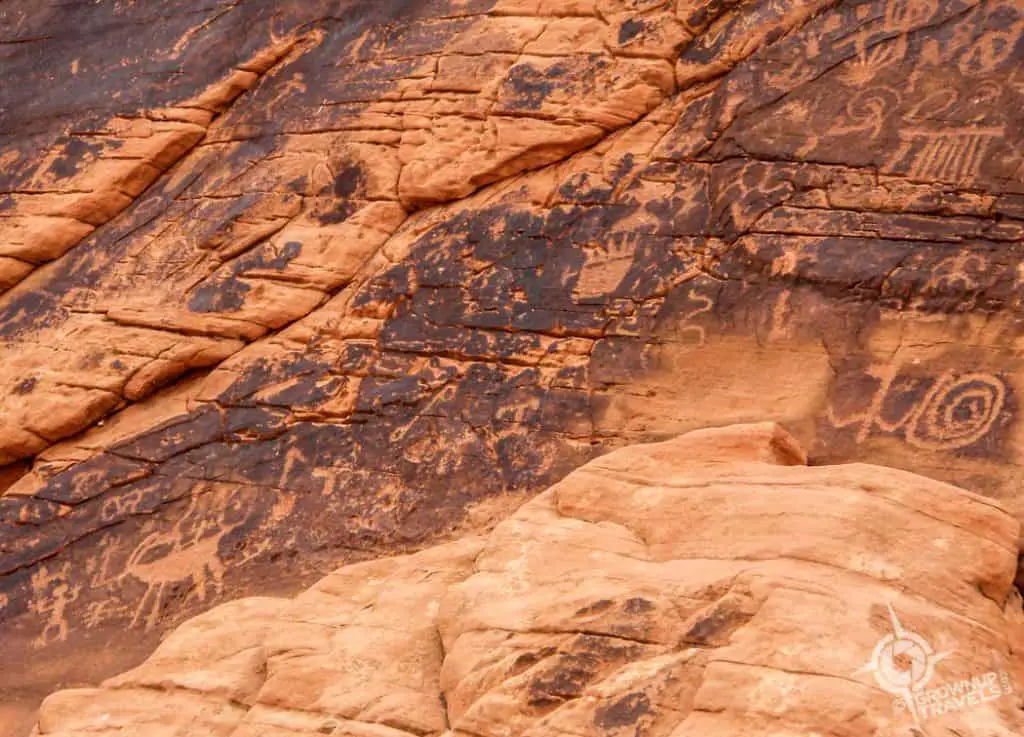 Valley of Fire Petroglyphs closeup