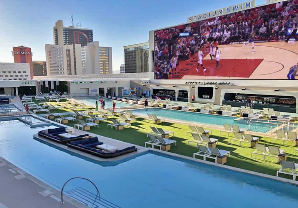 stadium swim circa hotel las vegas