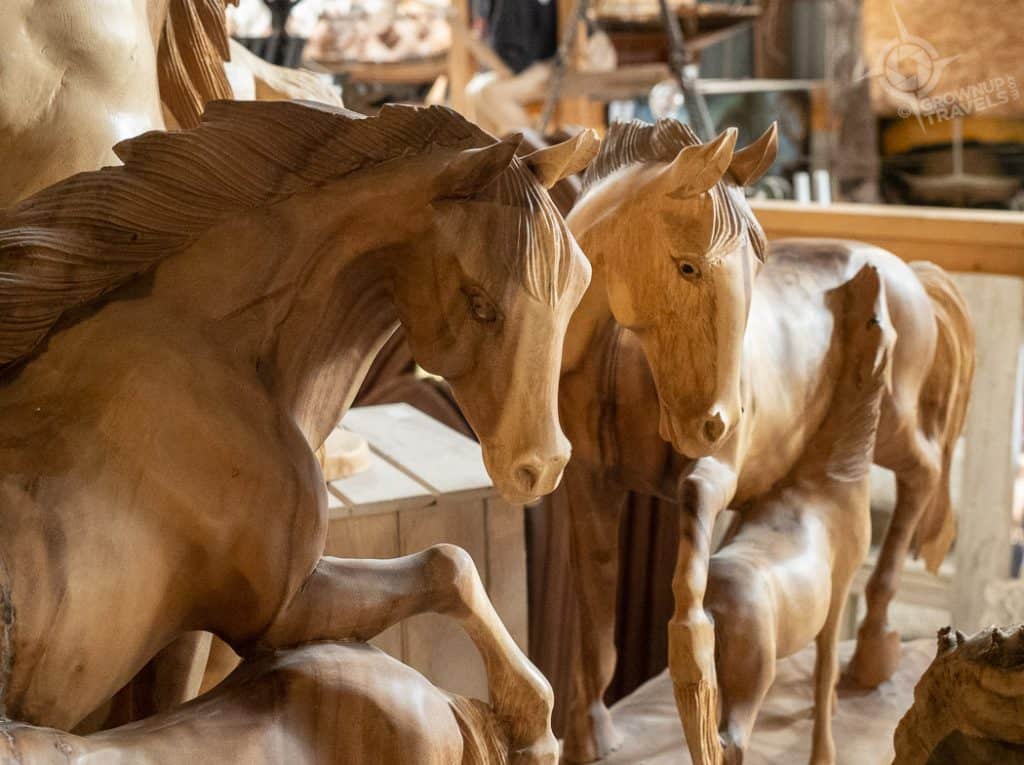 Carved horses primitive designs