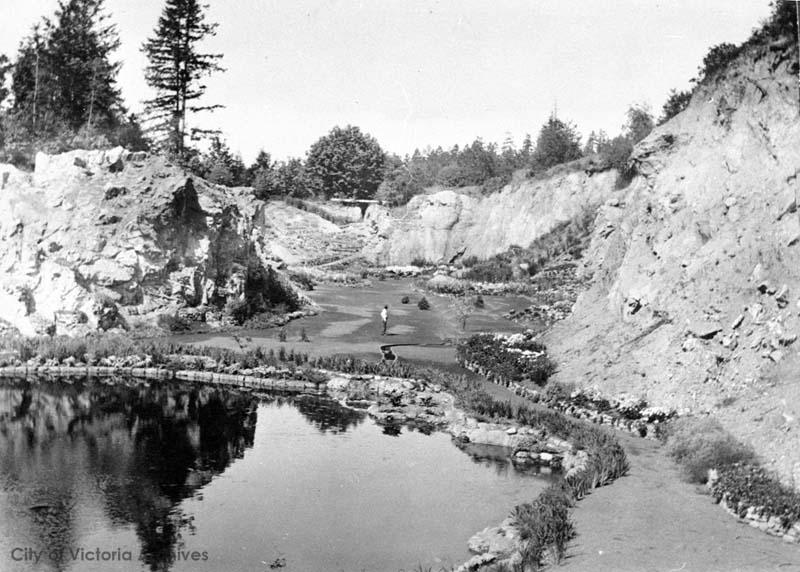 Butchart Gardens empty pit *Photo City of Victoria Archives