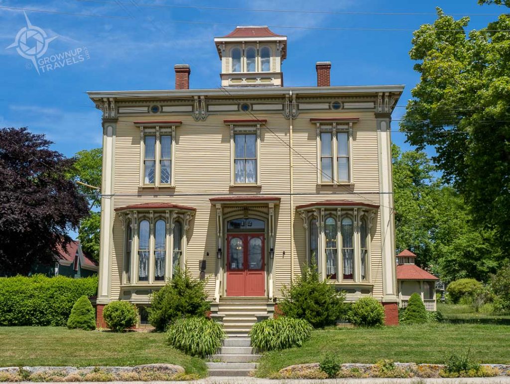 Yarmouth Guest Lovitt House
