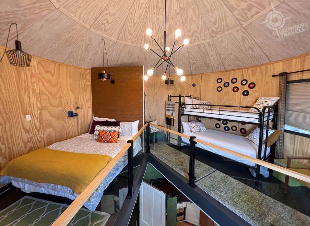 Alive Sky Lodge BOHO bin loft