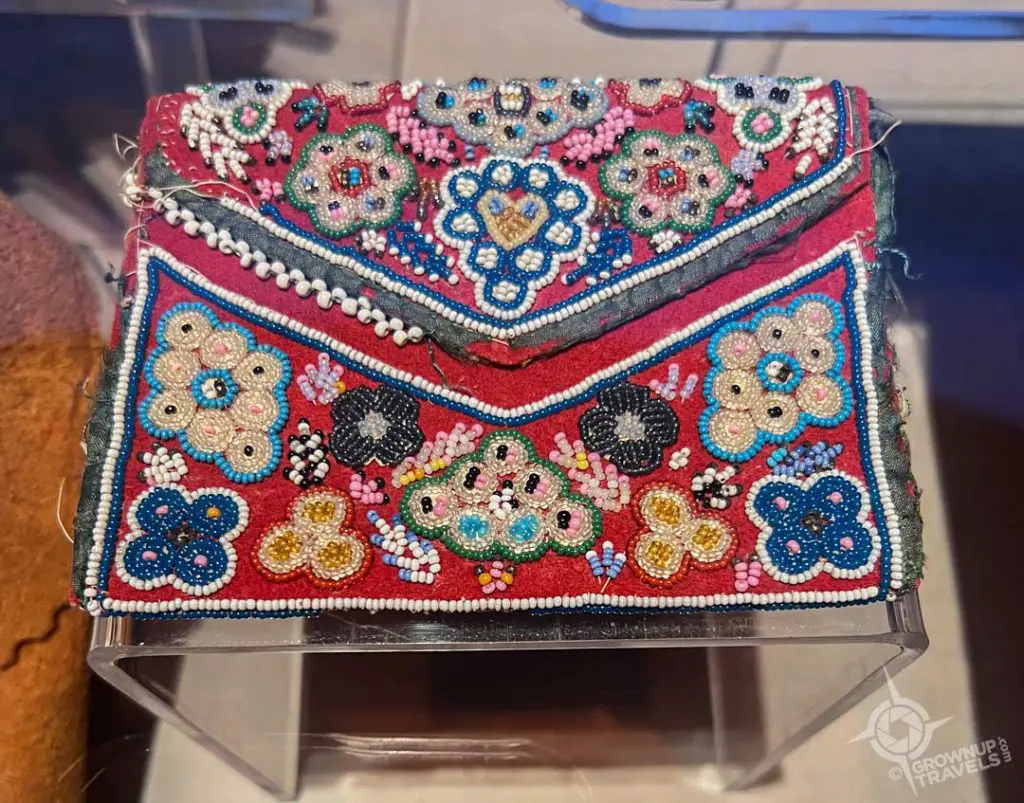 Indigenous-made beaded purse circa 1900