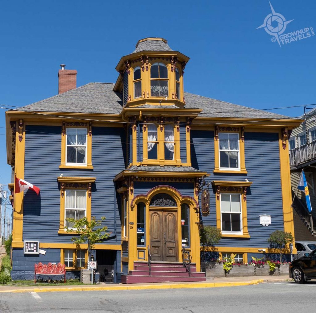 Building with the Lunenburg Bump