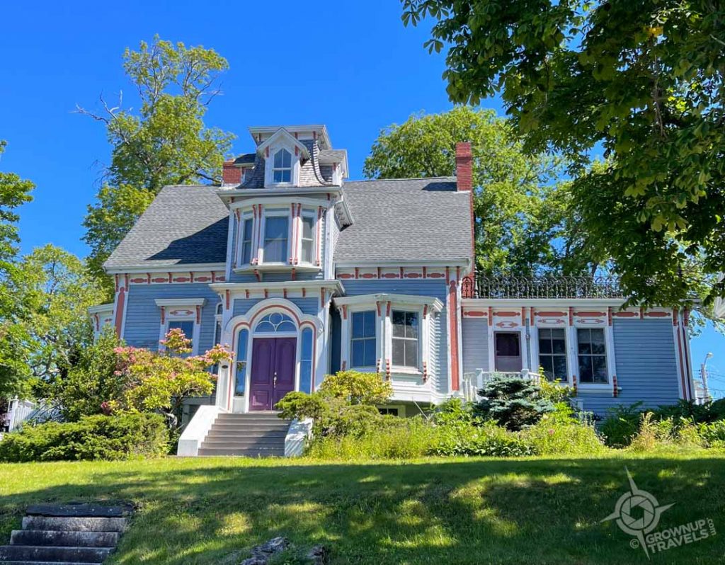Lunenburg House