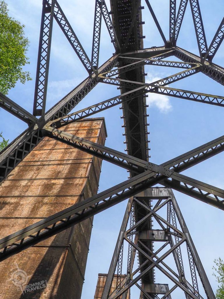 High Bridge below trusses