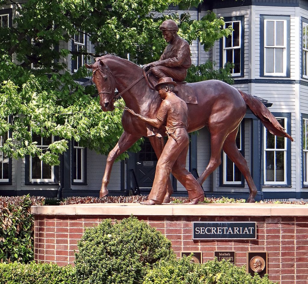 Secretariat_statue KY_Horse_Park