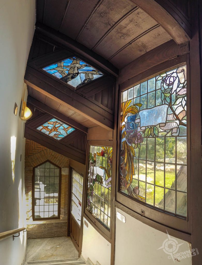Casa delle Civette Stained glass side entrance