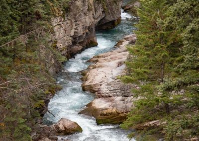 Maligne Canyon river