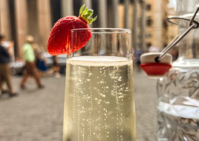 Prosecco and Pantheon Rome