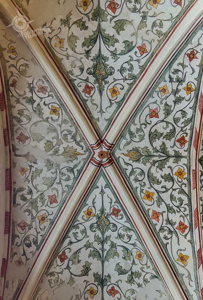 Basilica di Santa Anastasia Verona ceiling filigree painting