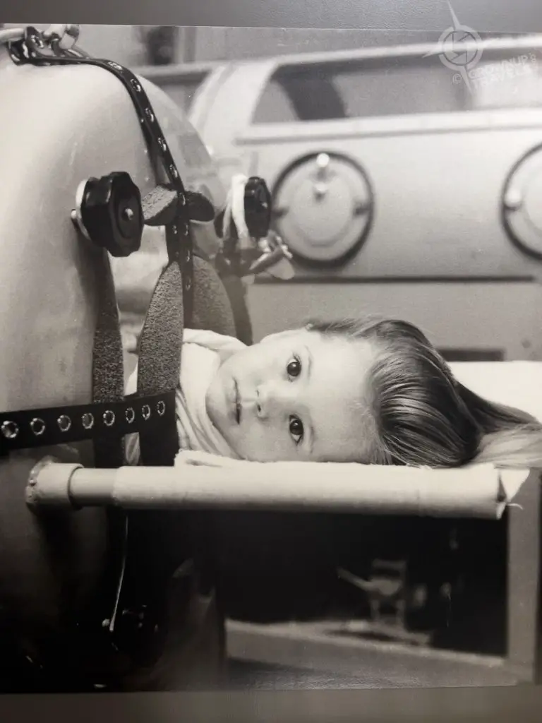 Child in Iron lung photo from Boyd museum W