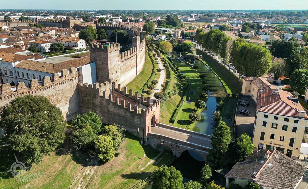 2 Unique Places to Visit Near Venice: Sunny Caorle and Historic Cittadella