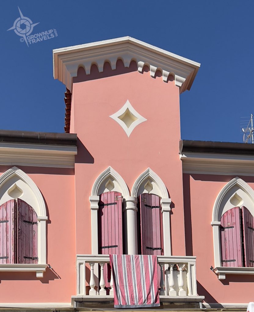 Caorle pink palazzo