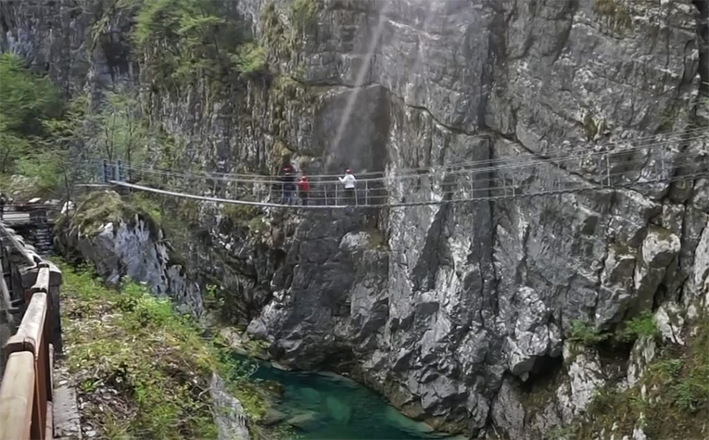 The suspension "Tibetan" Bridge in Lake Barcis